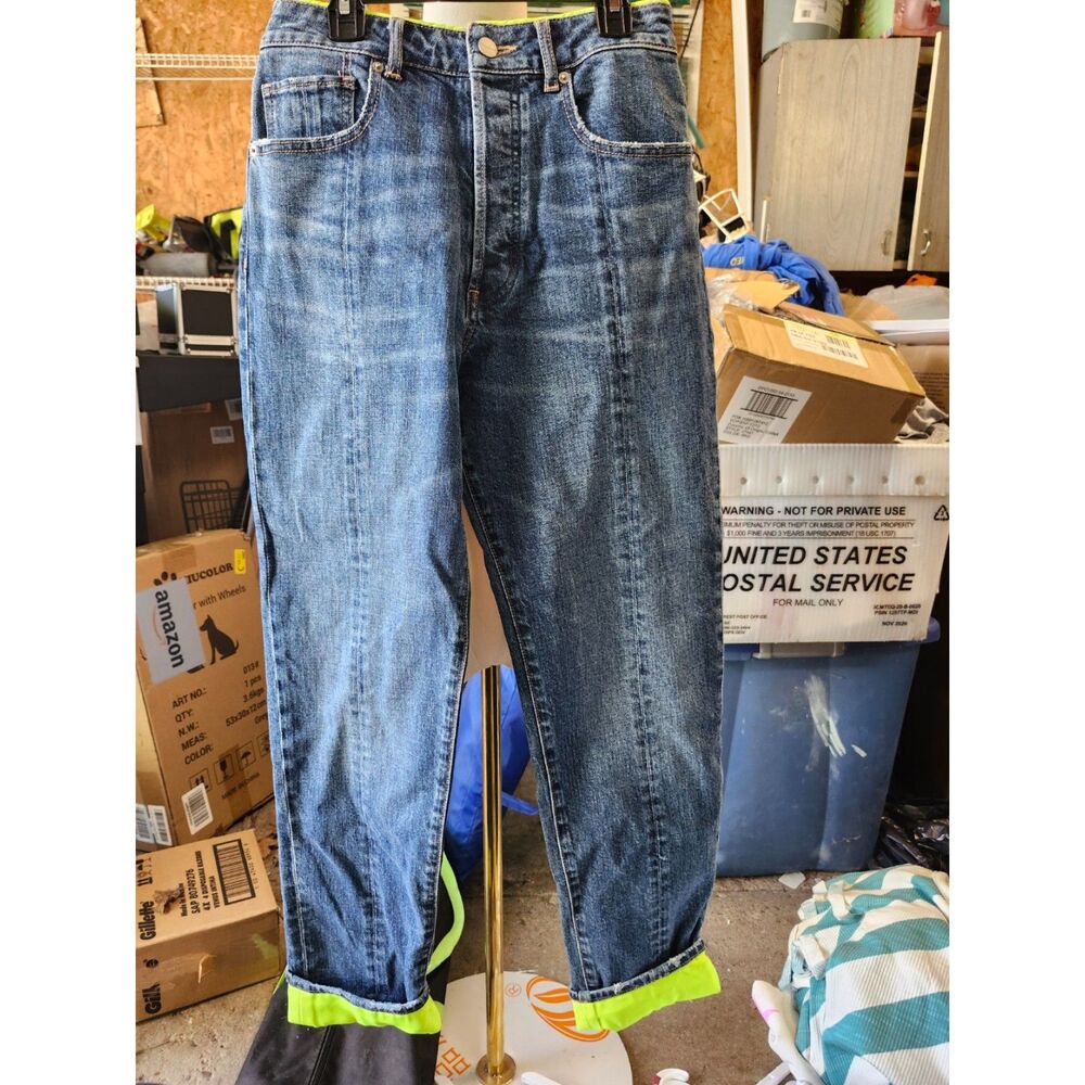 AXIS High-Waisted Cuff Hem Jeans Size 2 Dark Wash